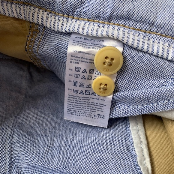 Tommy Hilfiger Shorts - Picture 6 of 7